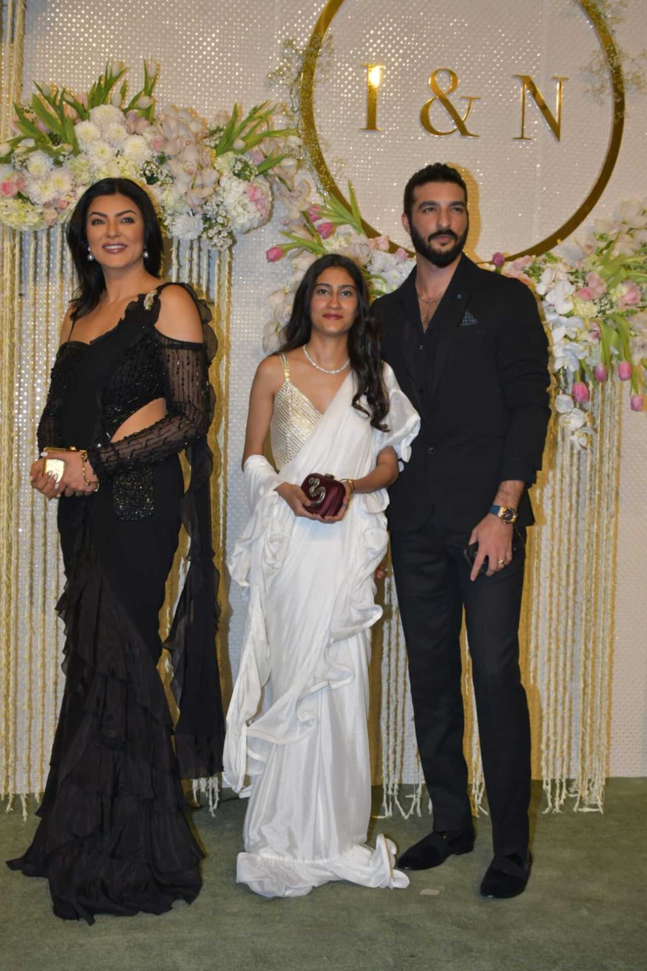 Sushmita Sen and her daughter Renee wore ruffled sarees for the wedding night. While Sushmita opted for an all-black saree, daughter Renee was seen in an all-white saree. Sen's boyfriend Rohman Shawl was also present at the reception