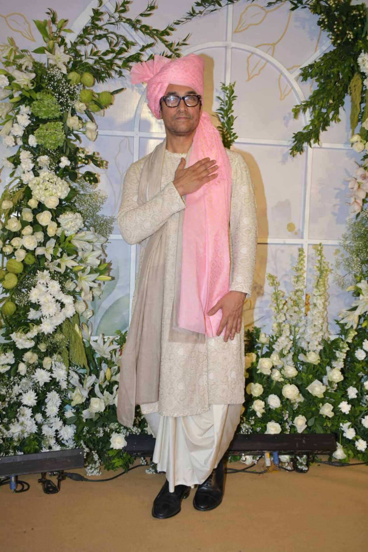 Videos of Aamir dancing at Ira's mehendi and haldi ceremony along with guests and his close family members are doing the rounds on social media. At the wedding, he was following all the duties of the bride's father. From overlooking arrangements to welcoming guests, Aamir was on top of everything for his daughter's big day