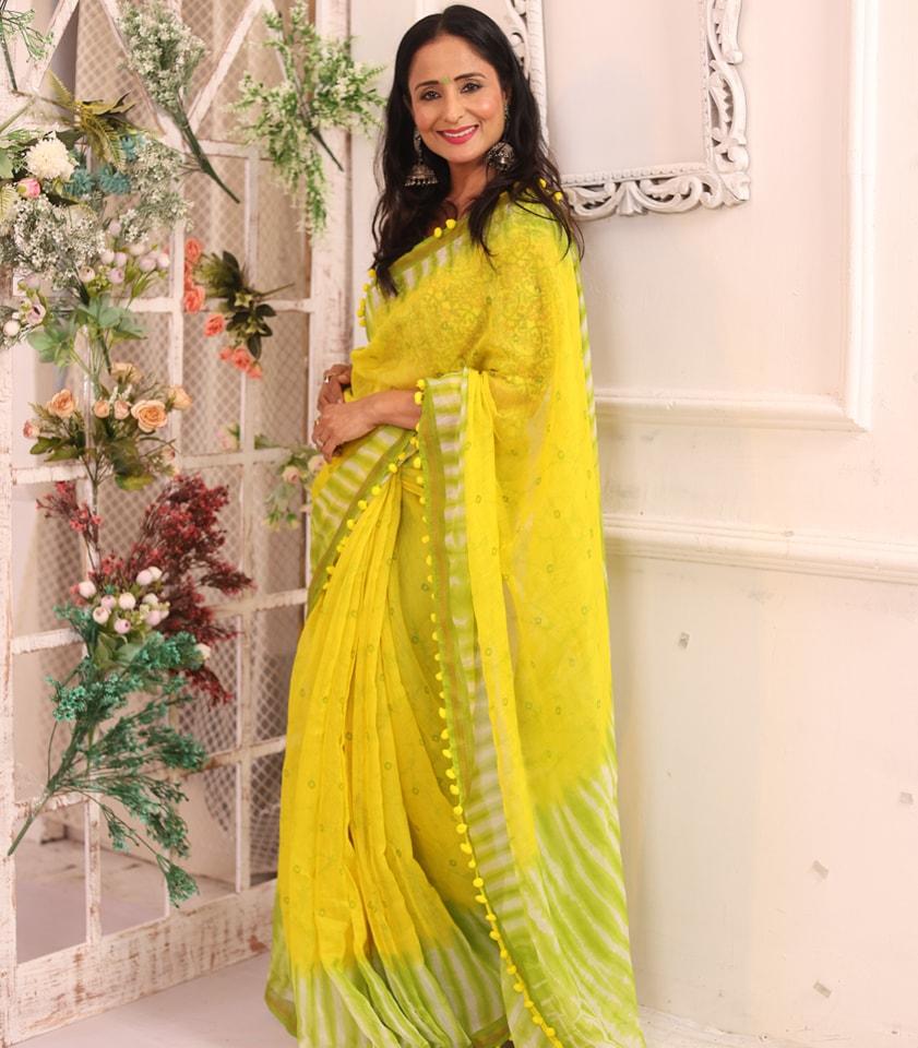 The gorgeous lady looked stunning in a yellow saree with shades of green. It looks like the actress has a love for earrings, as in yet another look, she wore a beautiful pair of them.