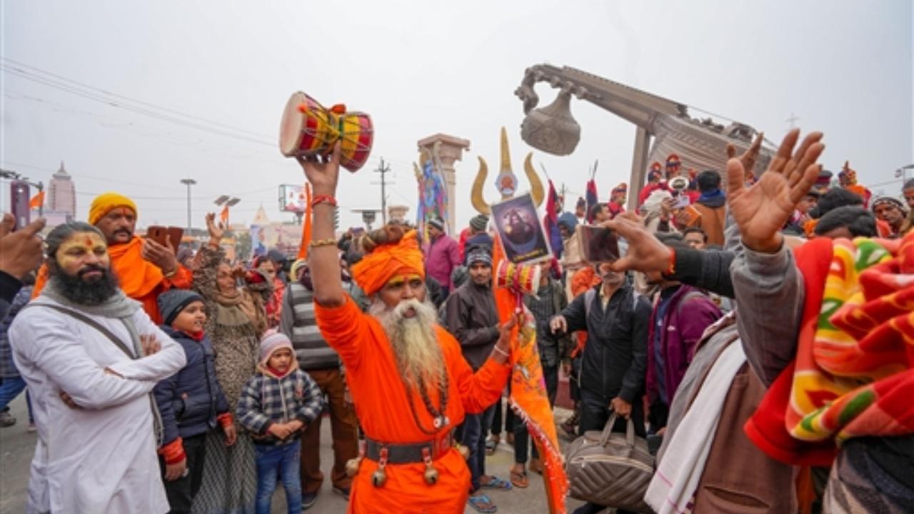 Devotees at the Lata Mangeshkar Chowk on Saturday chanting Lord Ram slogans