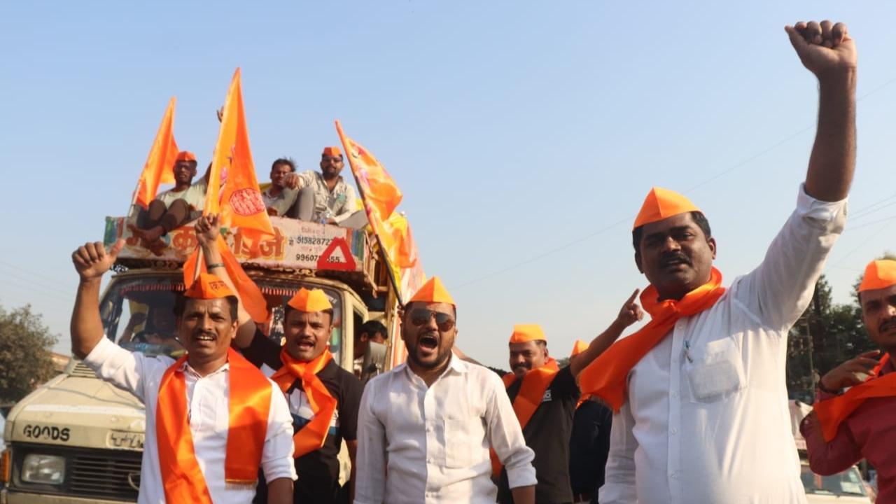 IN PHOTOS: Maratha quota activist Manoj Jarange heads to Mumbai