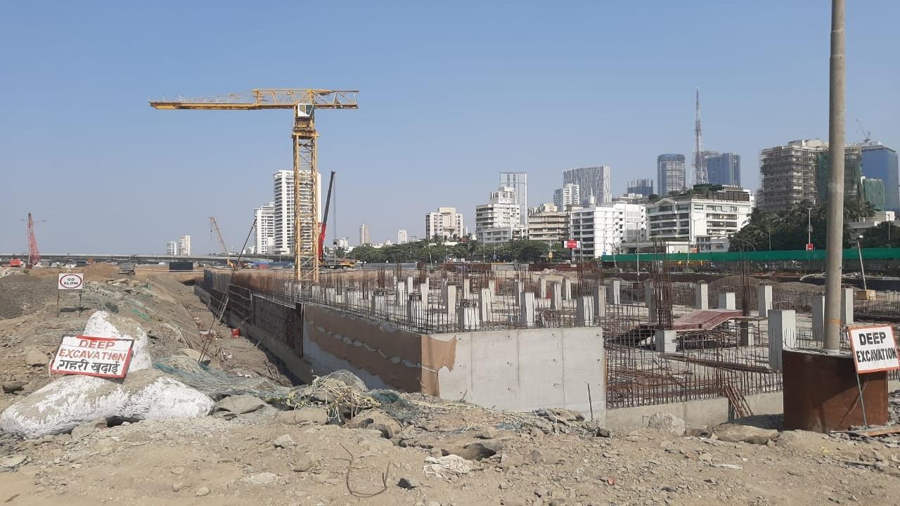 The project’s 10.58 km Phase 1 (southern section) is under construction between Marine Drive and Bandra Worli Sea-link by Brihanmumbai Municipal Corporation, or Municipal Corporation of Greater Mumbai. 