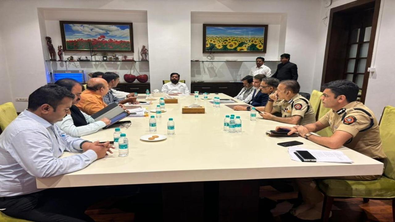 Maratha quota stir: CM Shinde meets top officials to discuss Jarange`s demands | News World Express