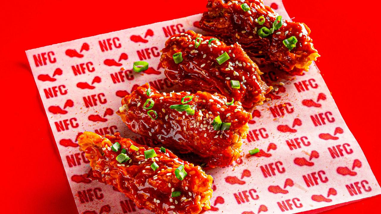 Additionally, there are 8 different variations of the chicken tenders including some succulent glazed tenders covered in rich BBQ, Teriyaki, Chipotle Lime tangy and Chili Habanero goodness. For fried chicken fanatics seeking a real kick, NFC offers Hot n Spicy, Nashville Style and Cluckin’ Hot Tenders for that added picante feeling