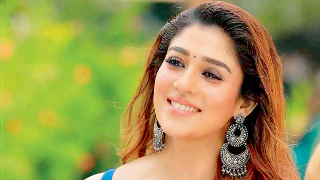 Nayanthara says sorry