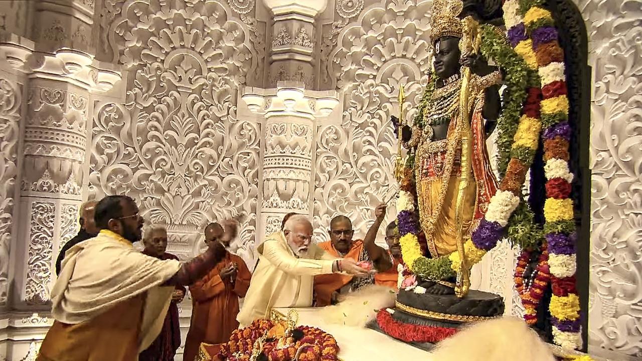 The historic Pran Pratishtha ceremony is being attended by representatives of all major spiritual and religious sects of the country. People from all walks of life including representatives of various tribal communities will also attend the ceremony. Prime Minister will address this distinguished gathering on the occasion