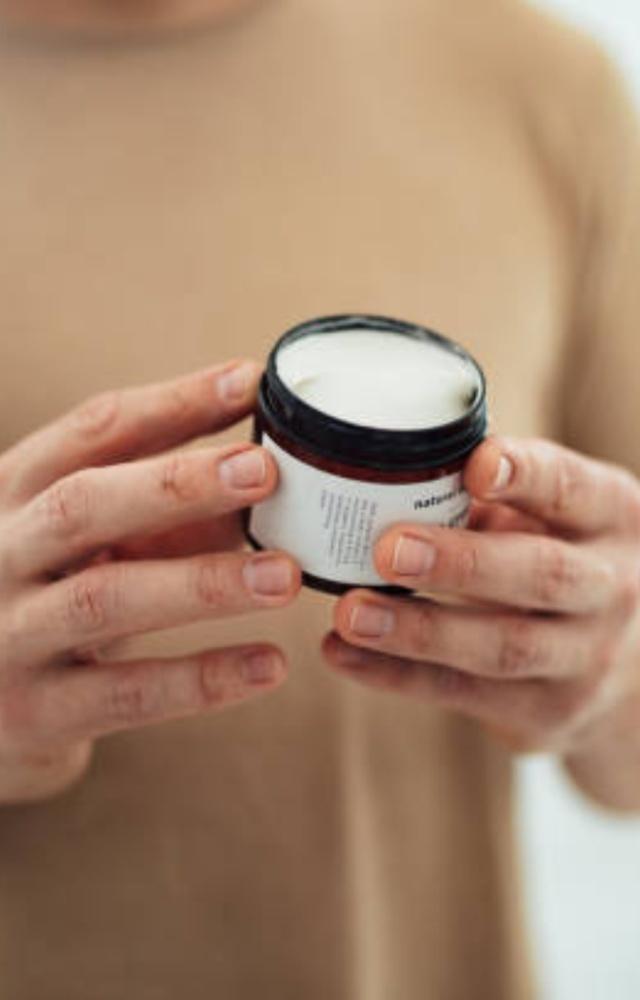 Optimal choices encompass products crafted from responsibly sourced, natural ingredients, ensuring their alignment with individualised skin requirements

