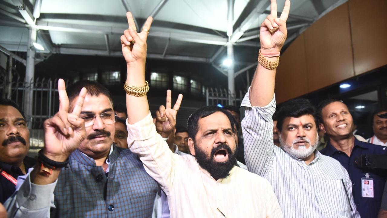 Eknath Shinde-led faction was real Shiv Sena political party when rival factions emerged in 2022, the Assembly Speaker Rahul Narwekar said on Wednesday. Pics/Sameer Abedi