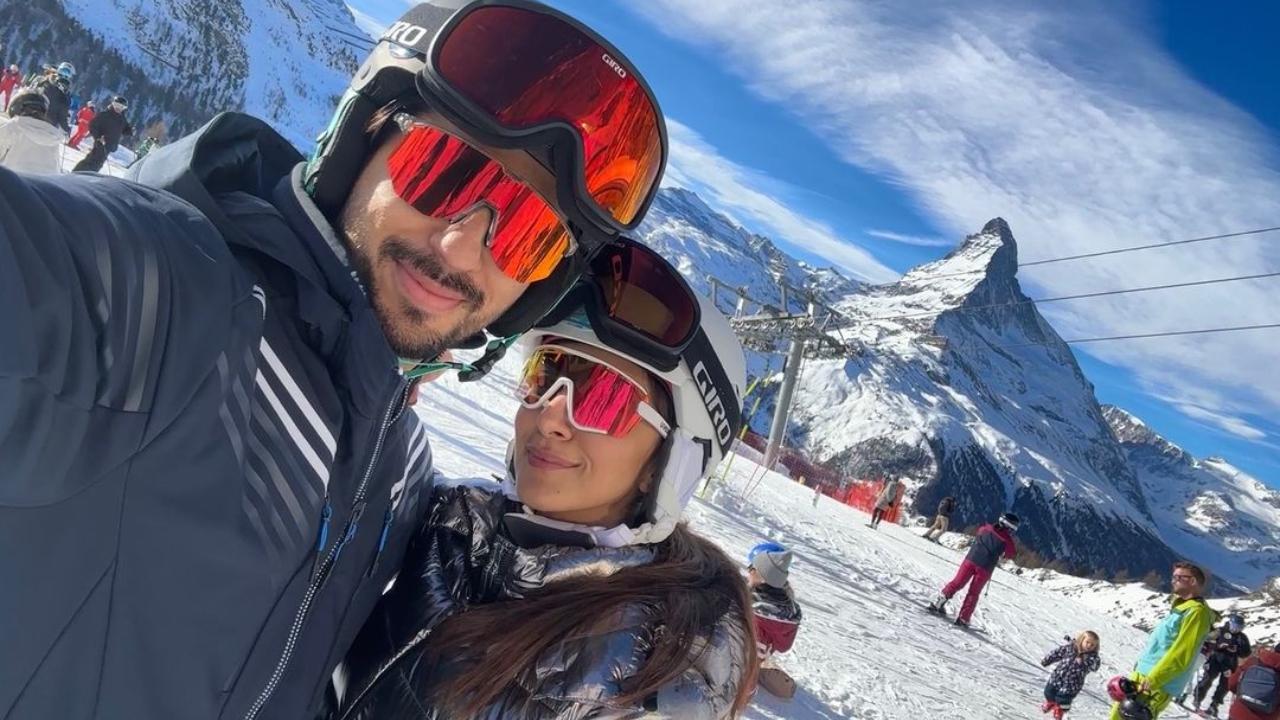 New Year 2024: Kiara Advani-Sidharth Malhotra cozy up amid snow-clad mountains