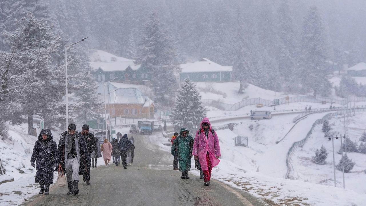Meanwhile, authorities have issued advisories to tourists and locals visiting places like Sonamarg and Gulmarg