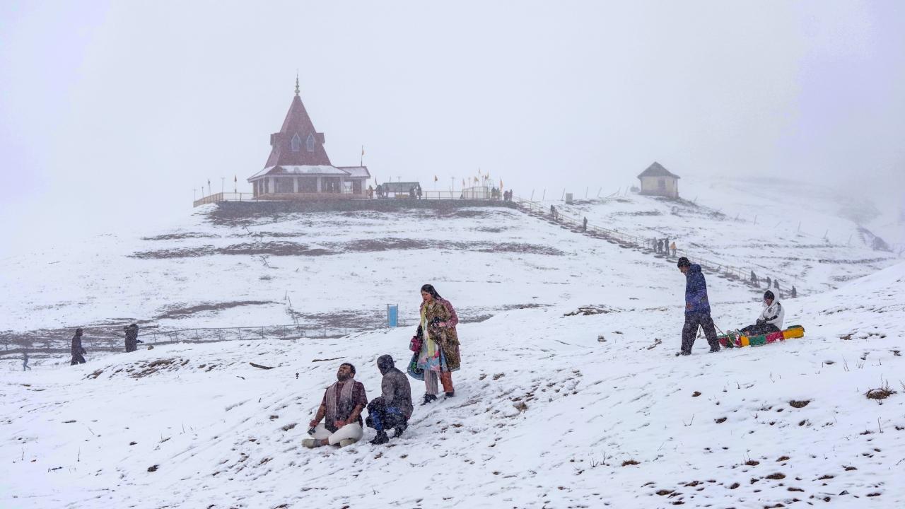 The industry was feeling battered over the last couple of months in the absence of a good snowfall, with many intending tourists cancelling their bookings and tour operators receiving little to no queries