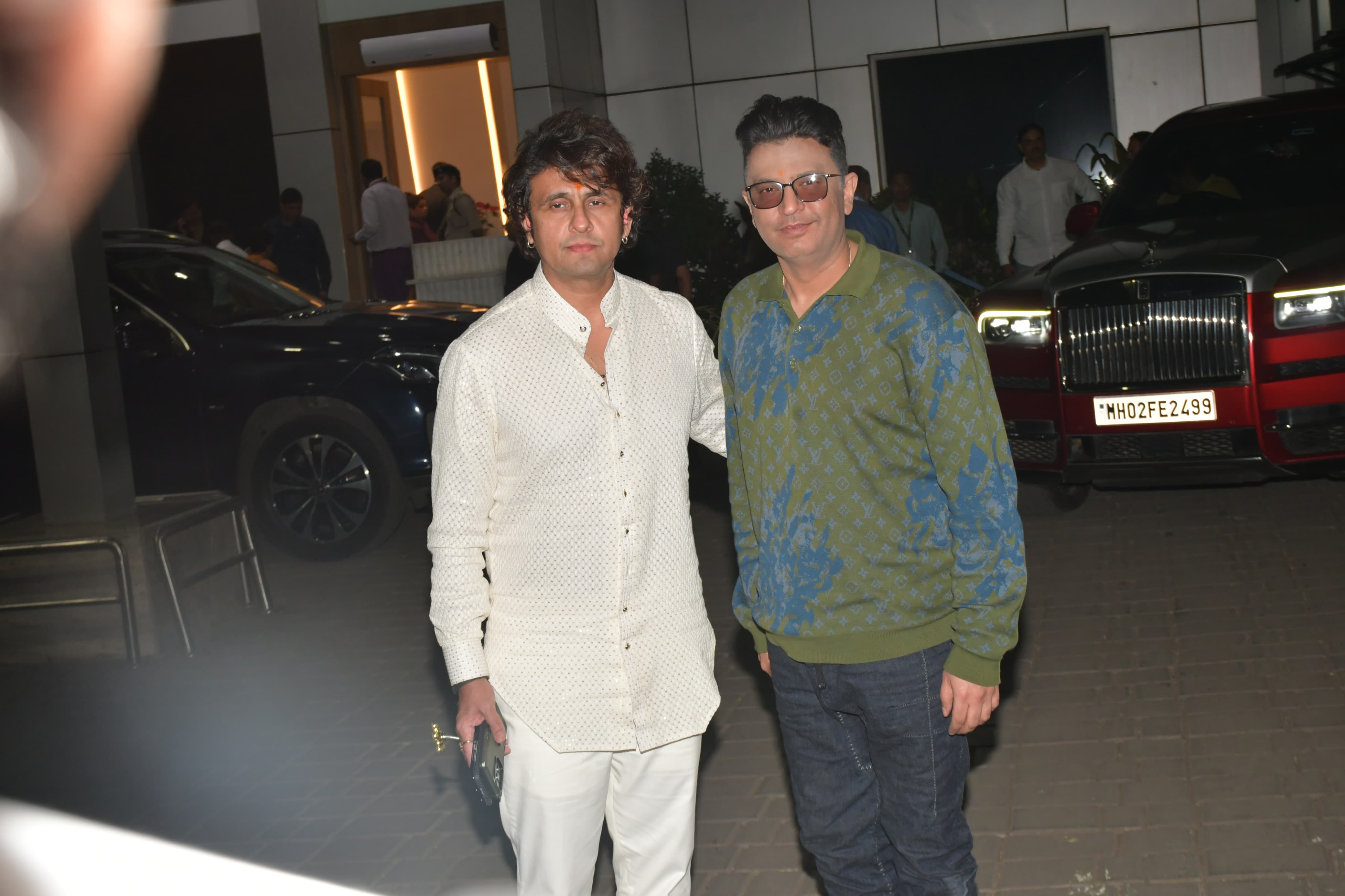 Sonu Nigam and Bhushan Kumar got clicked as they returned from Ayodhya after attending Pran Pratishtha ceremony