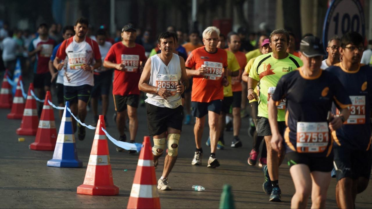 2. Not pacing yourself: Maintaining a steady pace throughout the entire marathon is key, but many runners struggle with pacing. Some may go out too fast, while others may hold back too much in fear of burning out.