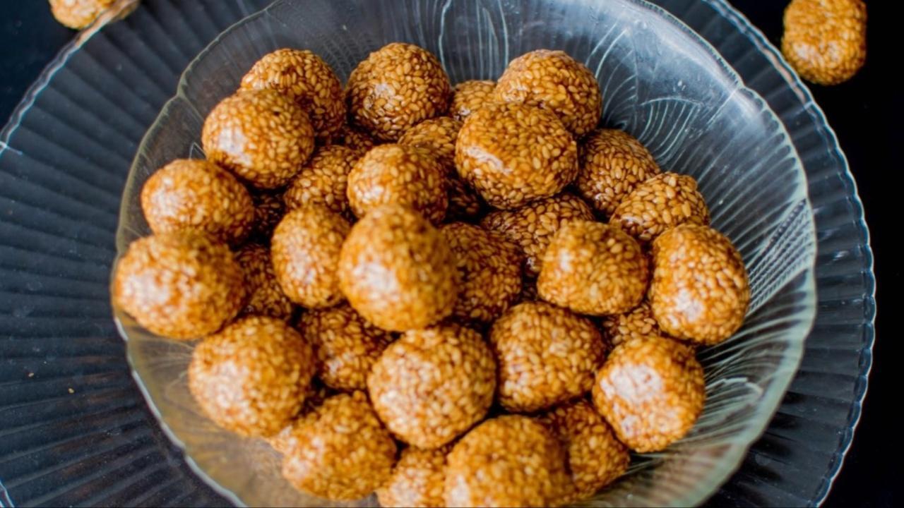 Coconut to dates til laddu: Relish the scrumptious dish with innovative recipes