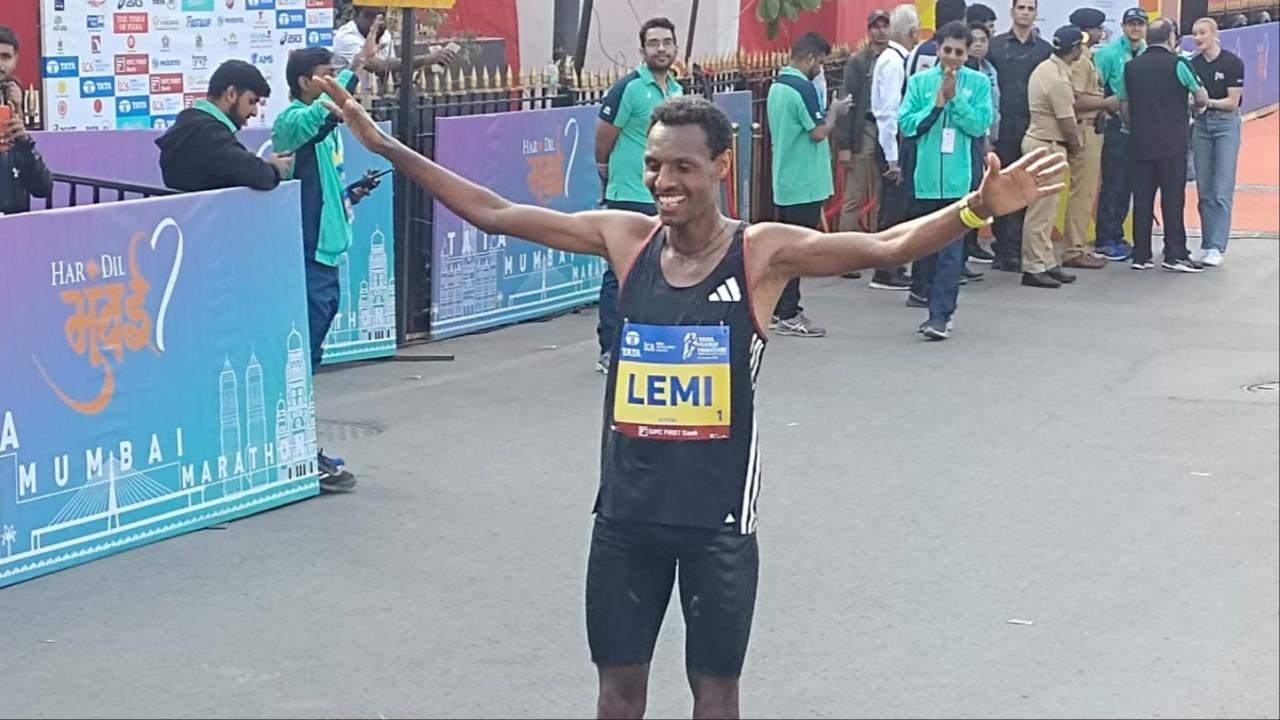 Earlier this year, Berhanu clocked 2:07:32 to win the marathon in Mumbai. 