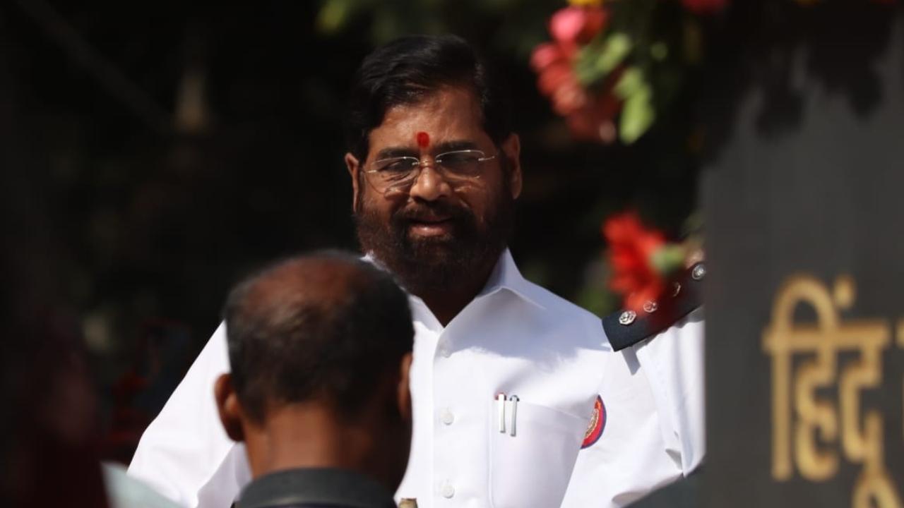 After paying his tribute, CM Shinde said that the government is working towards fulfilling the vision Balasaheb had for Maharashtra's development