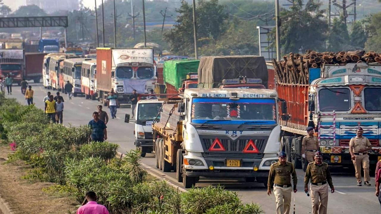 Truckers' protests: Police provide armed escort to petrol tankers in Maharashtra's Nagpur