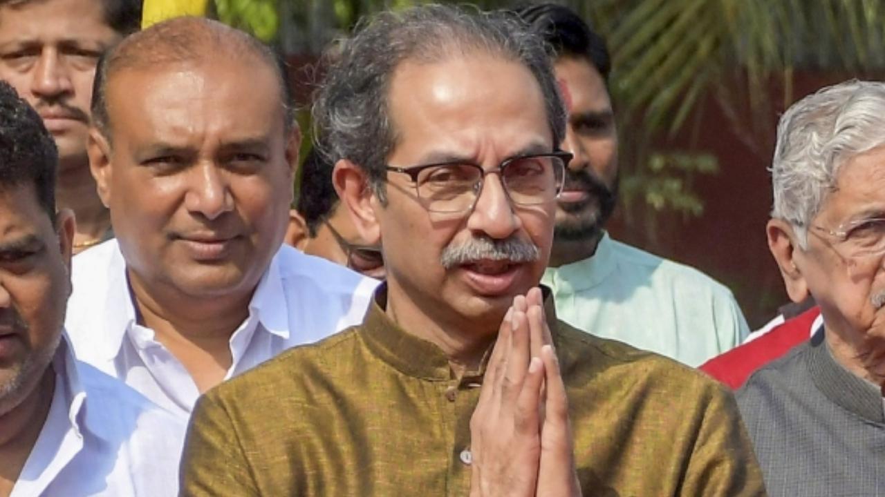Uddhav visits constituency of CM Shinde`s son; rails against dynasty, `traitors` | News World Express