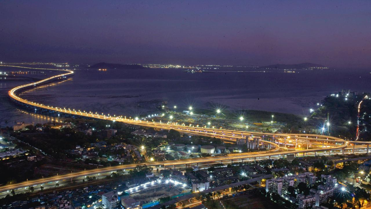 The Mumbai Trans Harbour Link as seen from Parel on January 15. Pic/Rane Ashish. Location courtesy/Crescent Bay