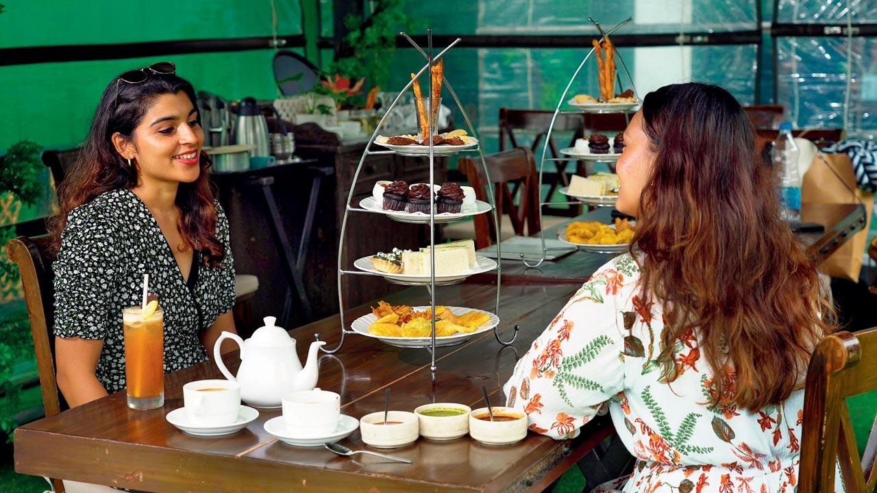 The monsoon-special high tea menu at the Mahalaxmi restaurant boasts of a variety of options across tea, cocktails and snacks. Pics/Aditi Haralkar