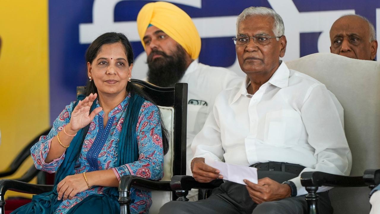 Nationalist Congress Party (SP) chief Sharad Pawar and Deputy Leader of Congress in Lok Sabha Gaurav Gogoi were also present in the INDIA bloc rally