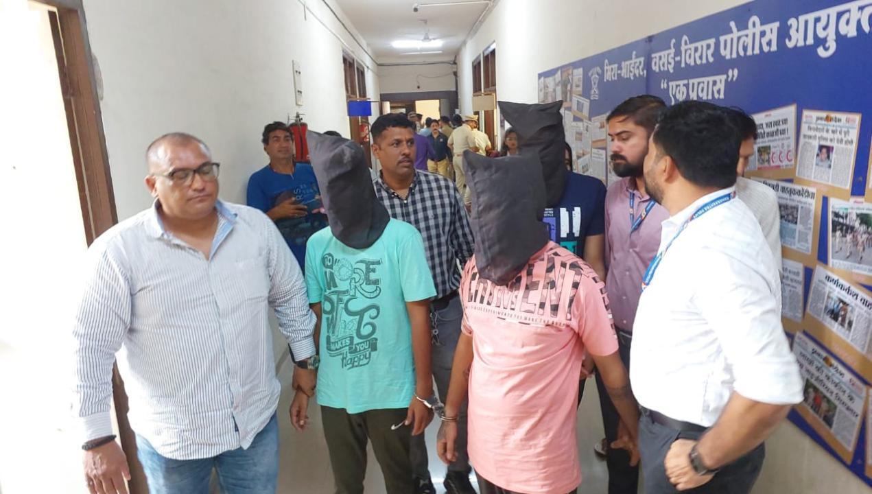 Cops bust interstate drug manufacturing syndicate; seize MD worth 327 crore
The Crime Branch Unit 1, under the jurisdiction of the Mira Bhayander Vasai Virar police, busted an interstate drug gang and seized two drug-making factories in Telangana and Uttar Pradesh. The police arrested 15 persons who all belong to different states. The police seized a large quantity of ready Mephedrone (MD) drugs and raw materials used to manufacture MD, worth about Rs 327 crores. Additionally, they confiscated one pistol and 33 live cartridges....Read More