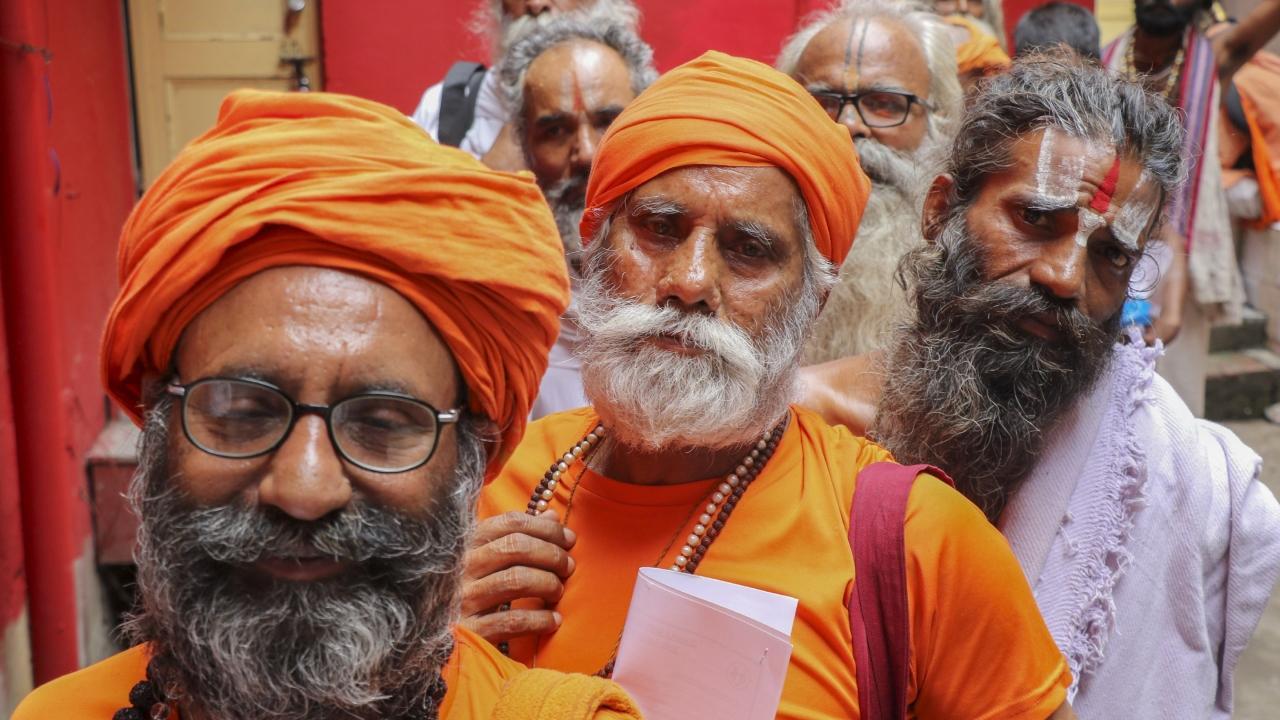 IN PHOTOS: Over 30,000 pilgrims visit Amarnath cave shrine