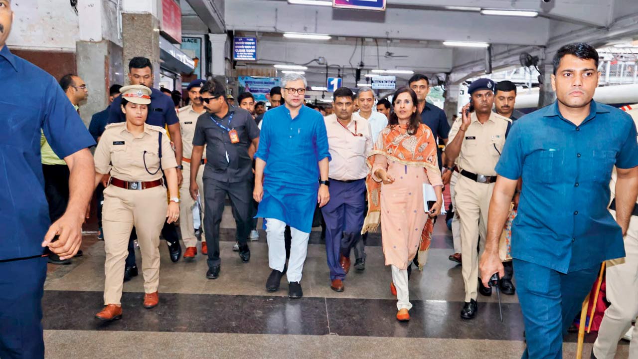 Union Railway Minister Ashwini Vaishnaw at Pune station on Saturday