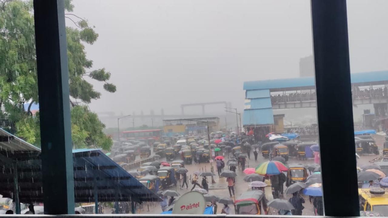 Amid ongoing travel woes and auto-rickshaw chaos at the railway station, people were seen running helter-skelter to avoid the flooded areas outside the station.