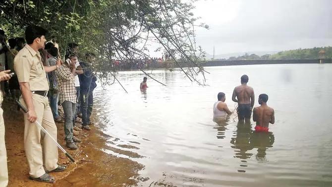 Pune issues monsoon safety guidelines for tourists after Lonavala waterfall tragedy