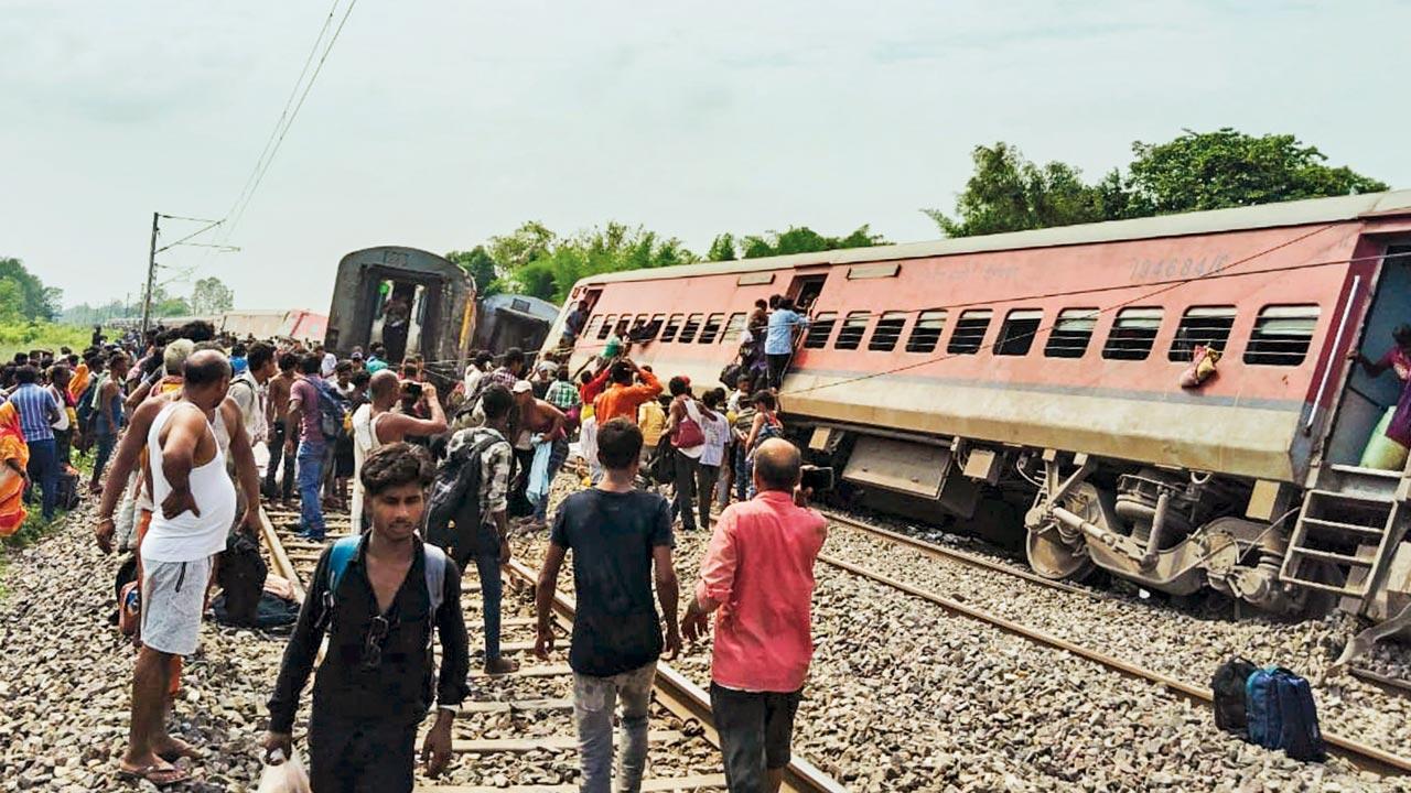 Blast suspected as express Chandigarh-Dibrugarh derails; killing 2, injuring 34