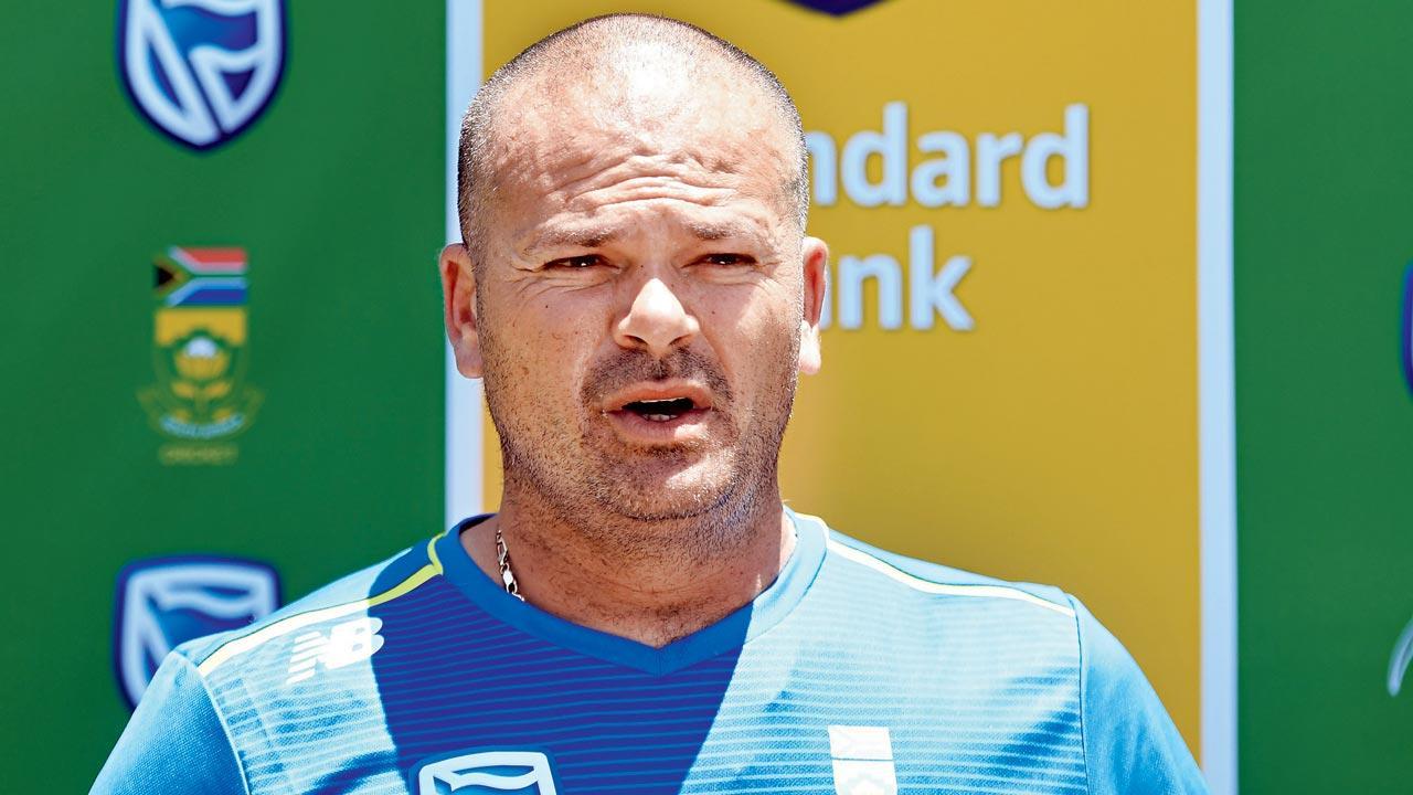 Zimbabwe name Charl Langeveldt as bowling coach ahead of T20Is v India