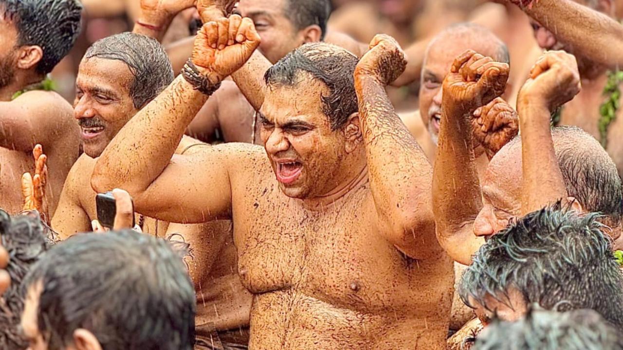 It commenced on July 16 at Devki Krishna Temple, highlighting the cultural and historical significance of Chikhal Kalo with Traditional music and dance performances.