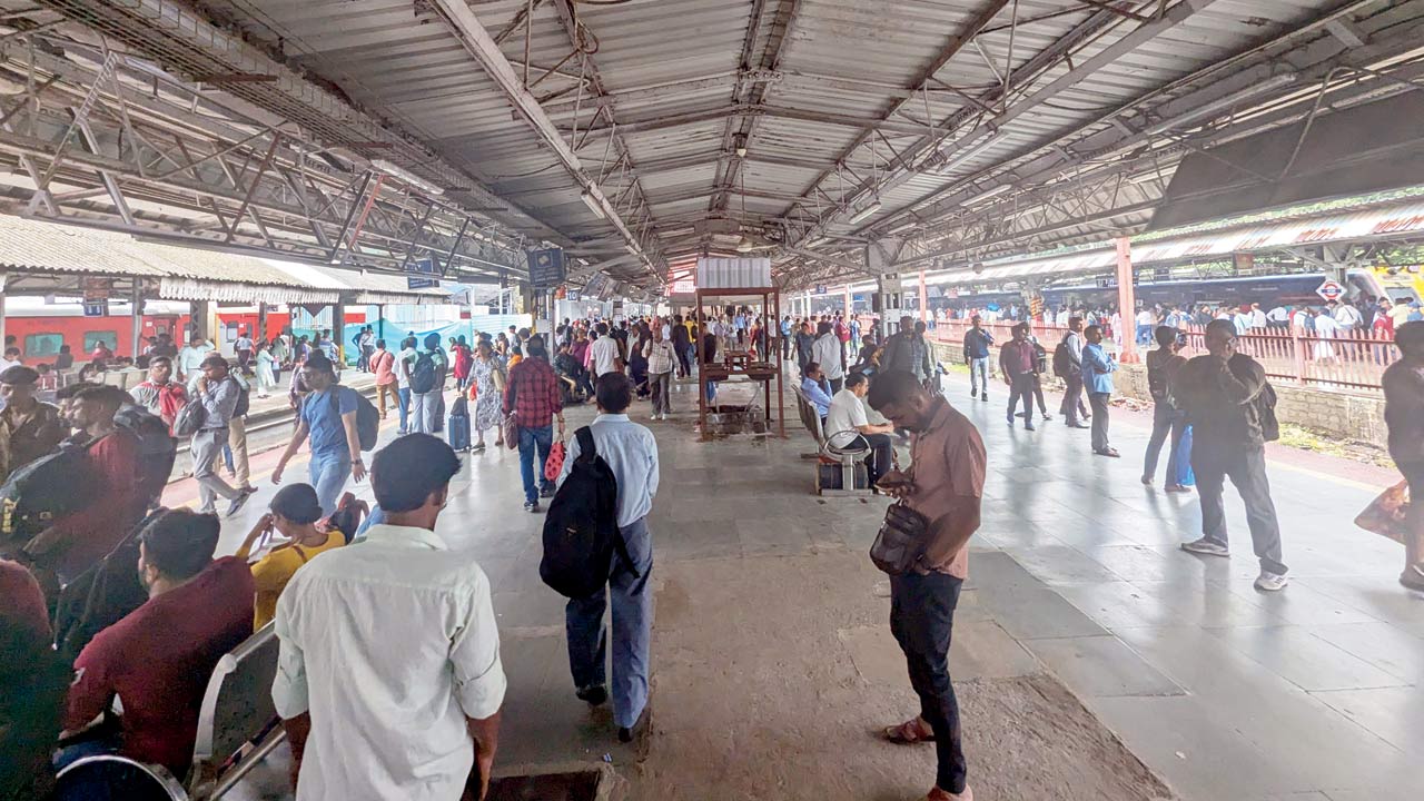 Platforms 10/11 wear an empty look after stalls are removed