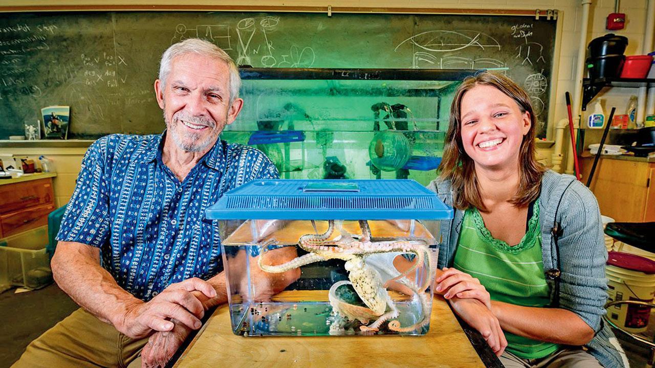New CyberOctopus mimics animal intelligence