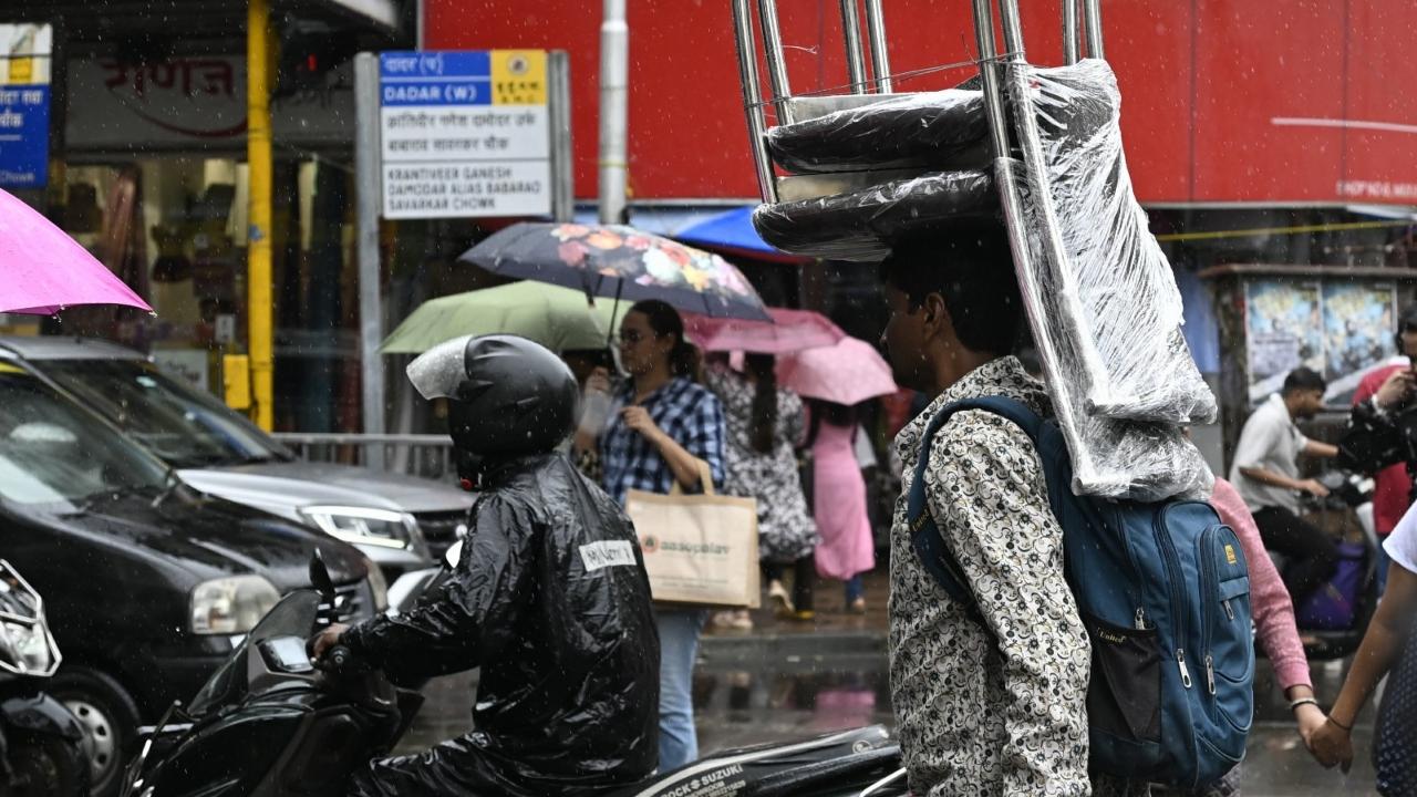 On Tuesday, heavy rains continued to batter the city, after experiencing heavy rainfall for four consecutive days