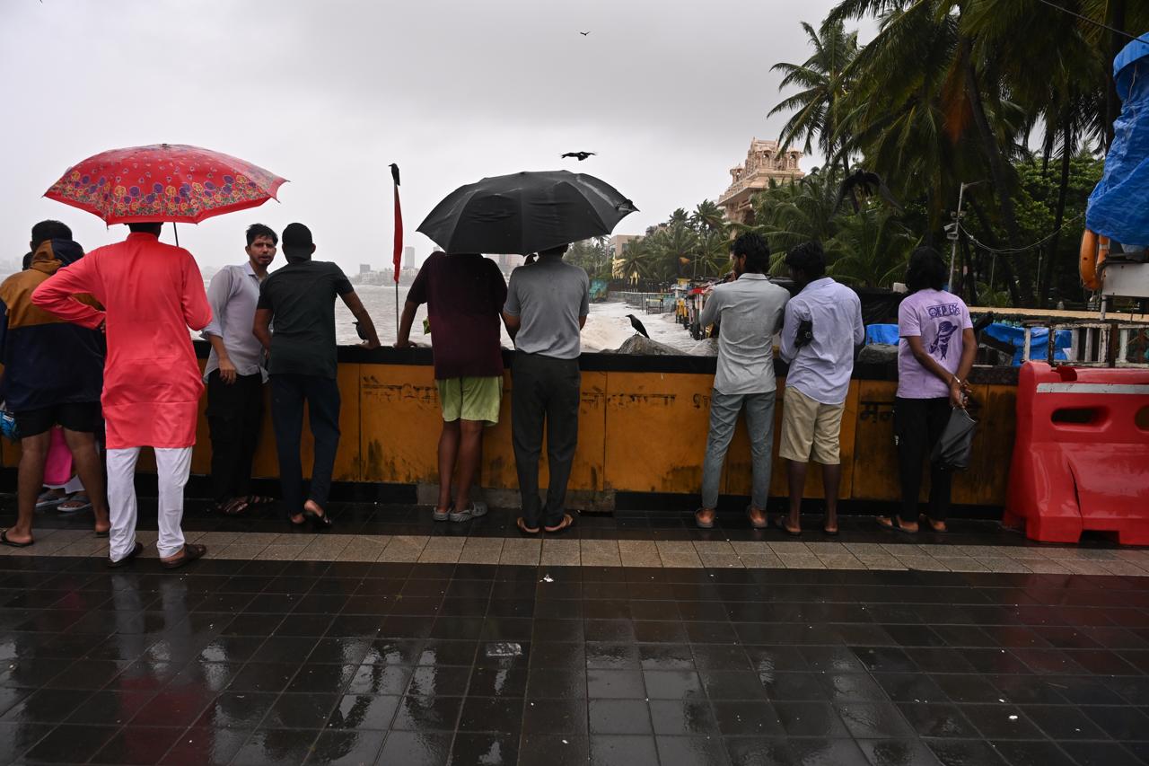 Malpa Dongri area in Andheri recorded the highest rainfall of 157 mm during this period followed by Paspoli in Powai receiving 155 mm and Dindoshi receiving 154 mm rainfall