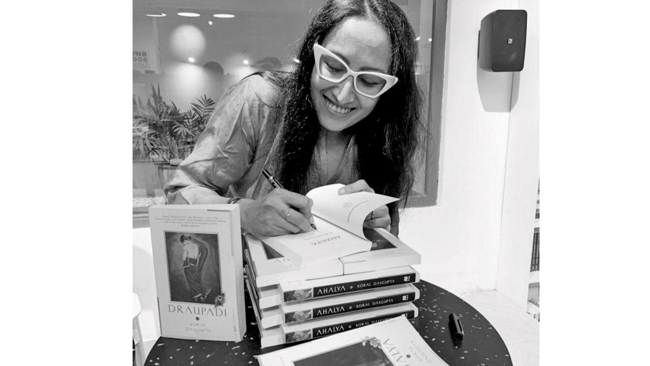 Koral Dasgupta at a book signing