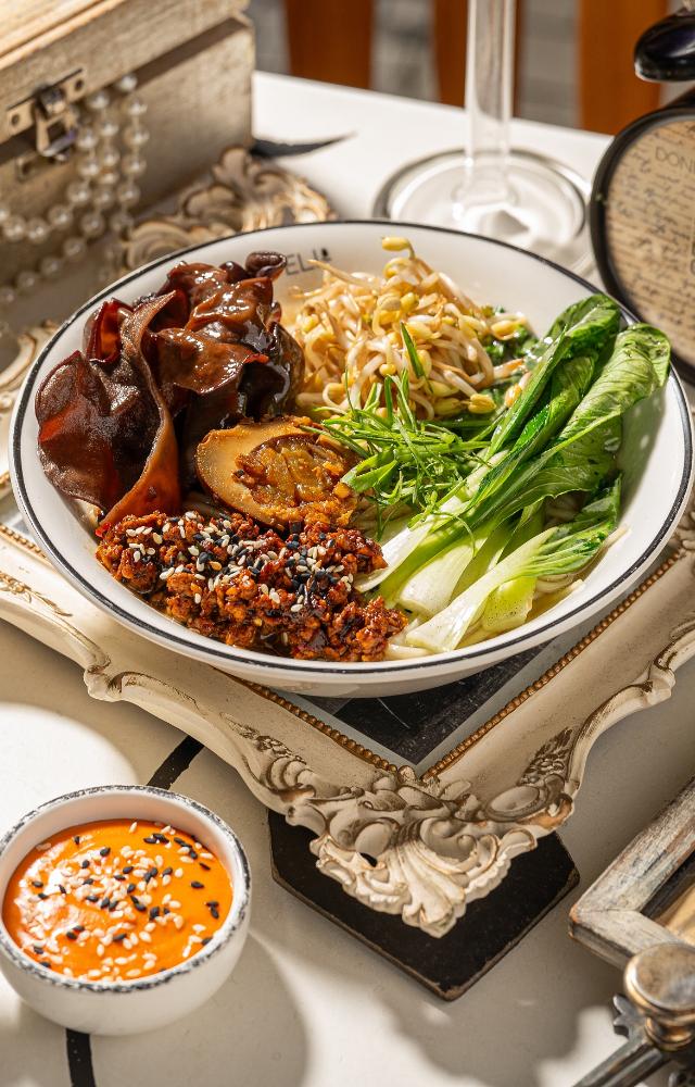 Donna Deli in Bandra has unveiled a new menu that boasts of an array of delectable dishes, from vibrant nibbles to hearty large plates