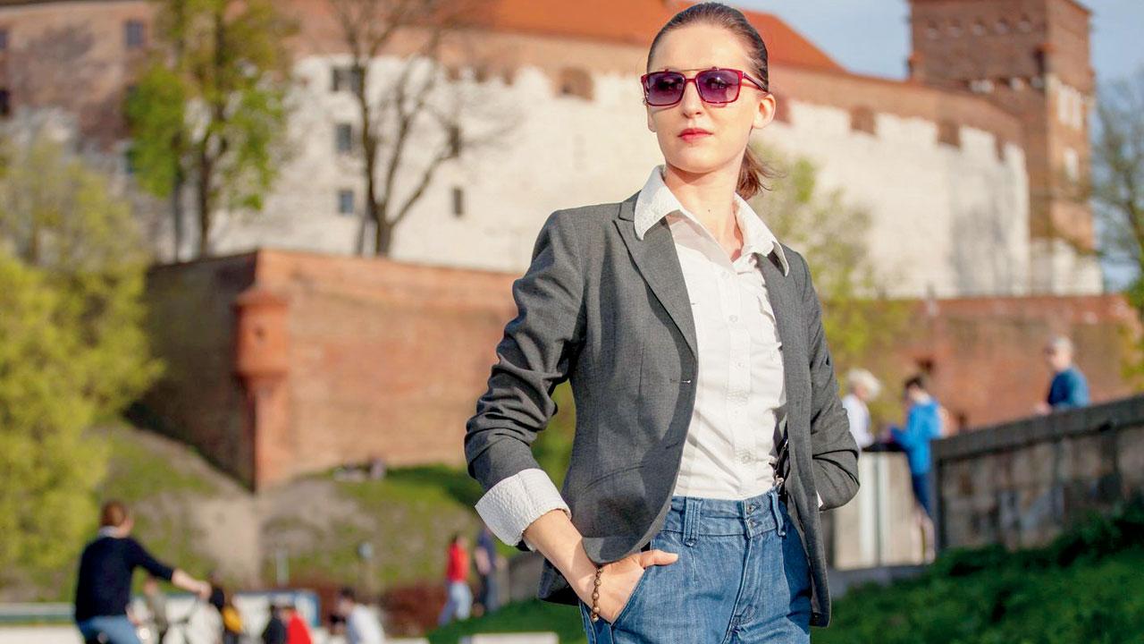 For formal wear, pair well-fitted jeans with correct shoes. REPRESENTATION PIC