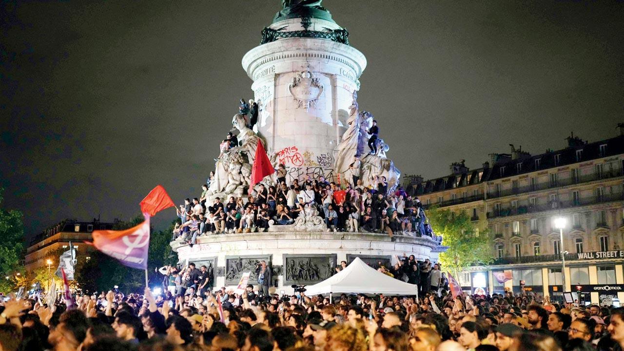 French far right leads after 1st round of voting
