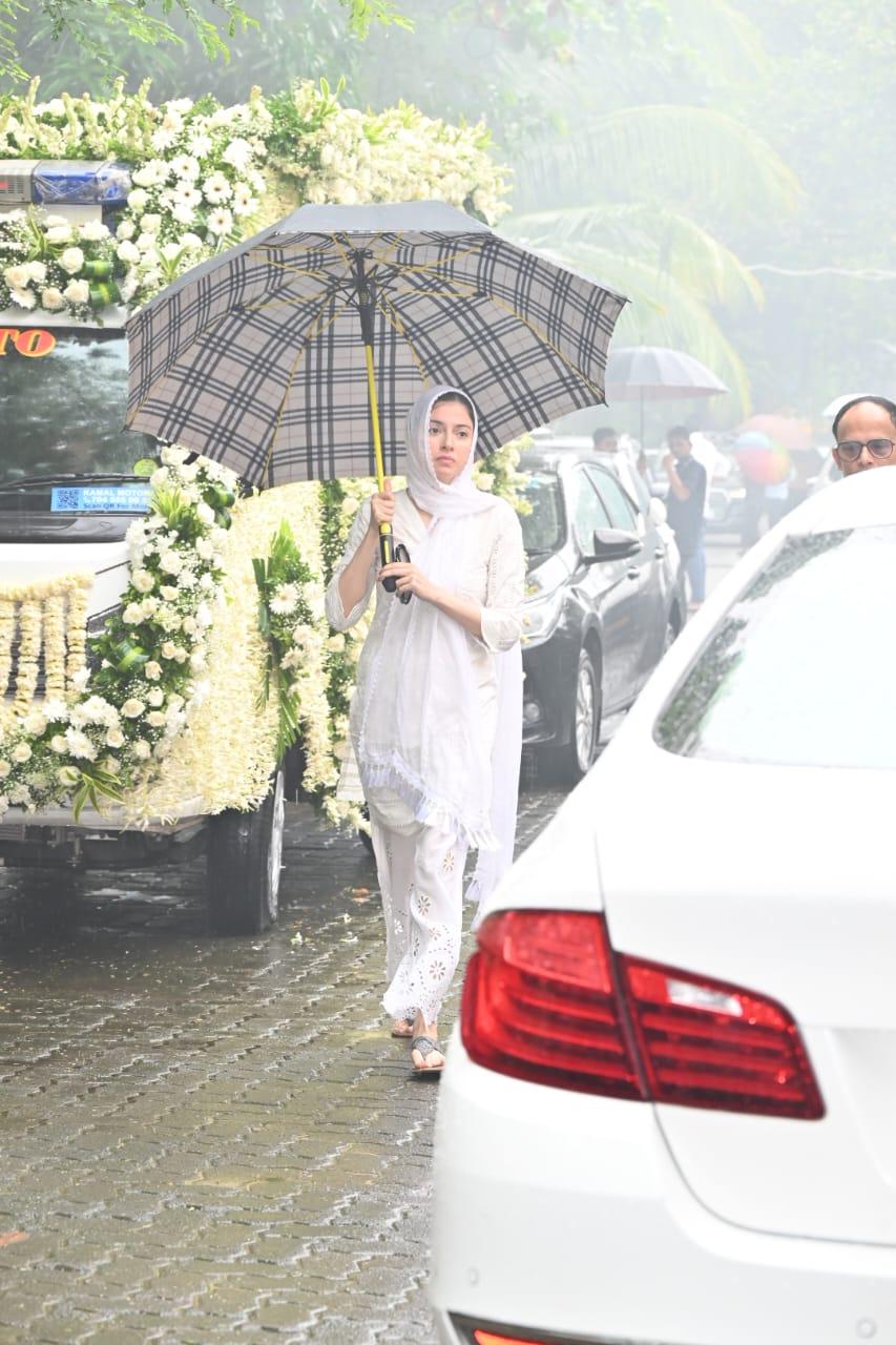 Divya Khosla Kumar was snapped at she attended the funeral of Tishaa Kumar