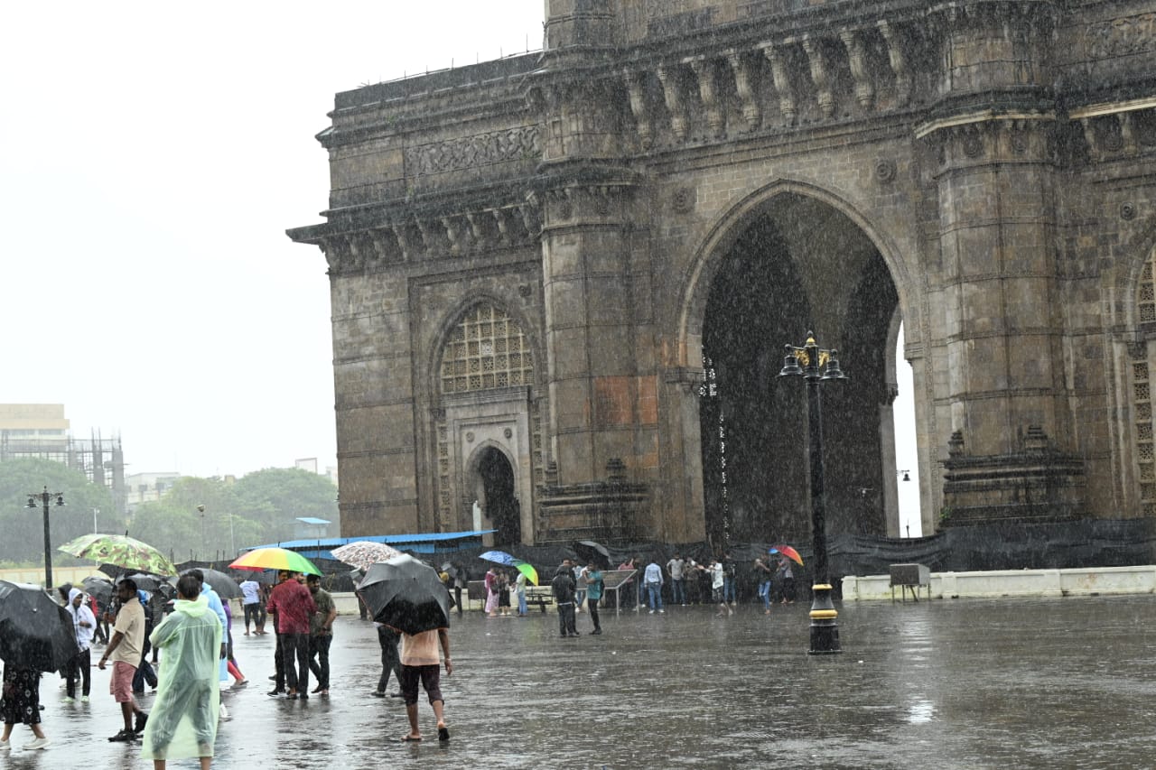 The weather department, in its latest Mumbai weather update, has predicted 