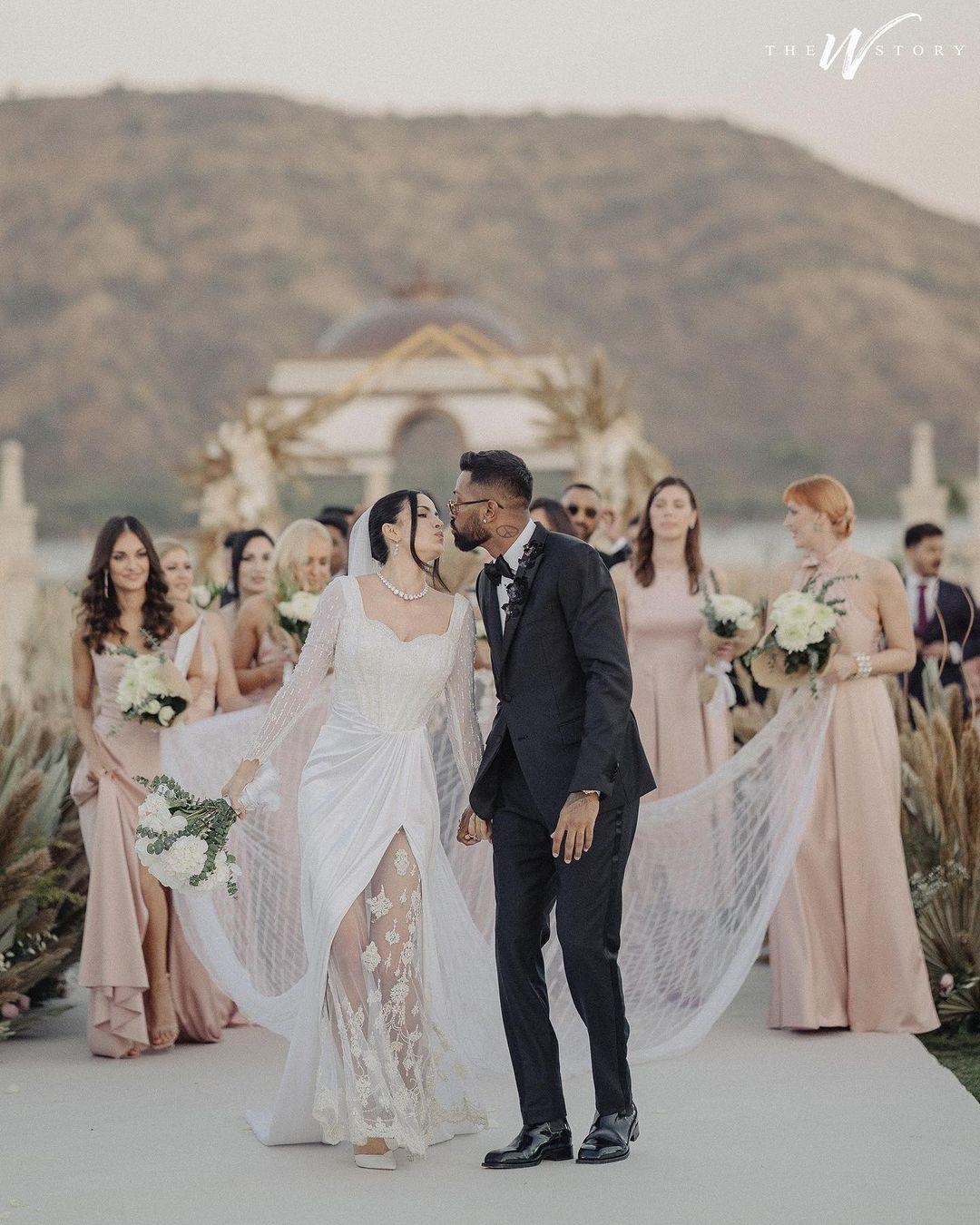 Hardik and Natasa looked so happy in all the wedding pictures, which proved that sometimes it's just not meant to be
