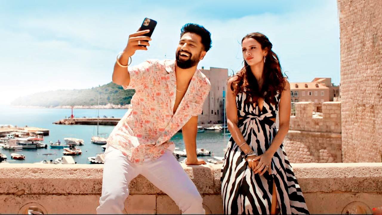 Anand Tiwari: ‘I find bhasad very entertaining’