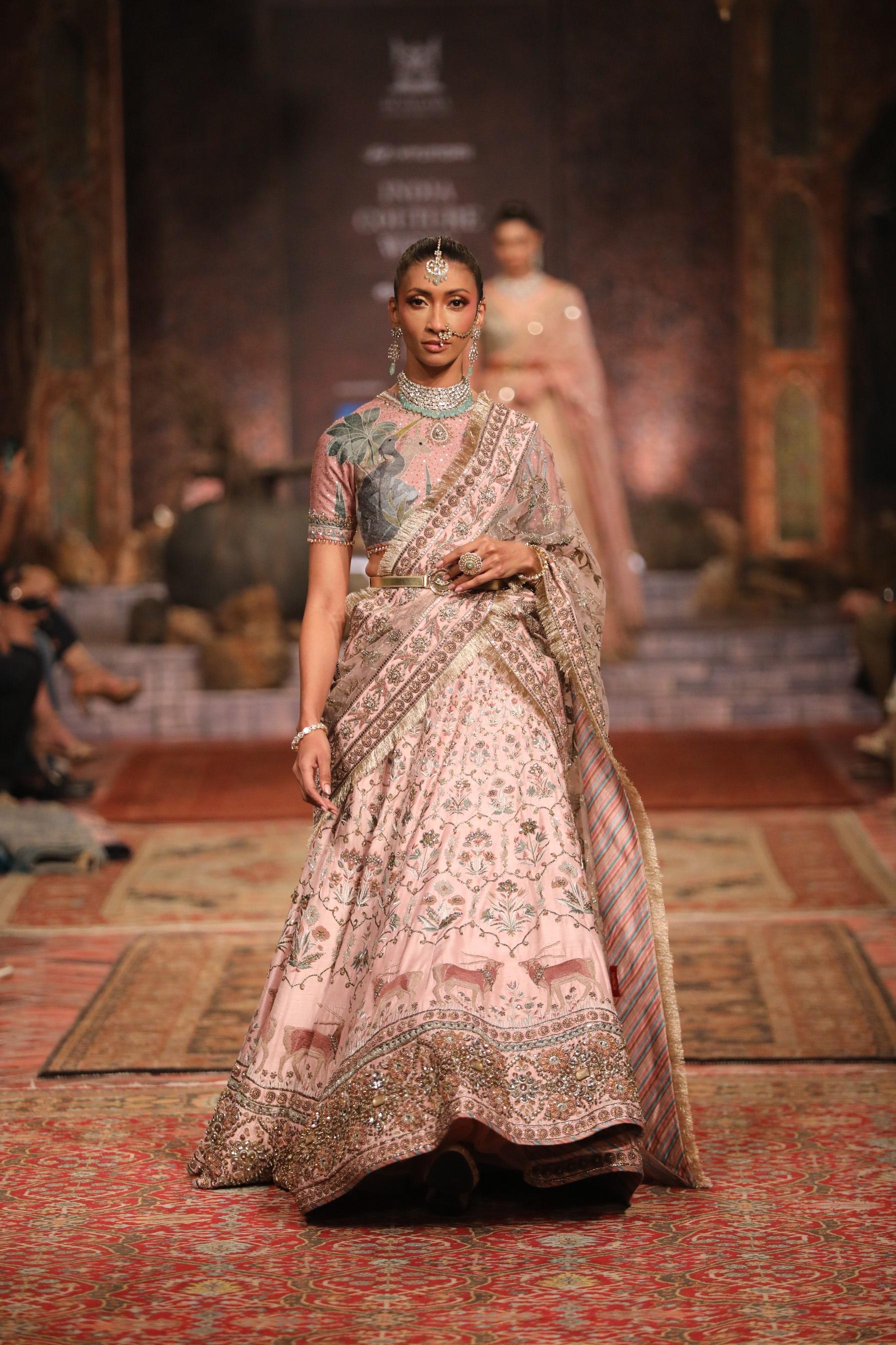 It combines the past and present, honoring the beauty of Islamic art in a new way that appeals to today's audience