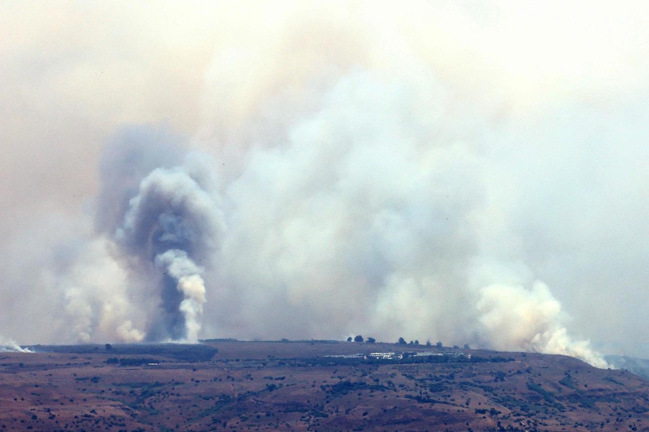 According to the Hamas official, who spoke on condition of anonymity, the revised approach would allow for talks on a permanent ceasefire to proceed during the initial phase of the agreement, expected to last six weeks. Crucially, mediators would ensure the implementation of a temporary truce, facilitate the delivery of humanitarian aid to Gaza, and oversee the withdrawal of Israeli troops while negotiations continue