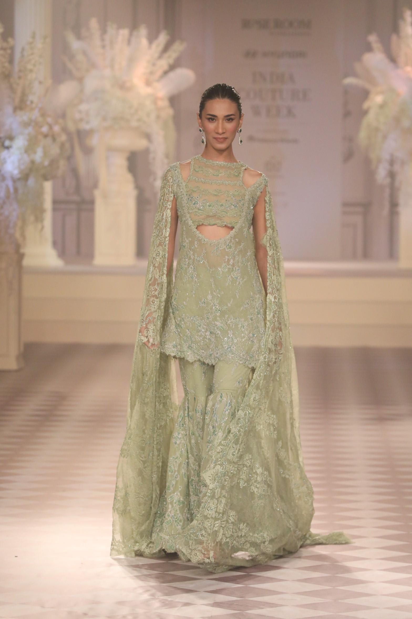Botanical motifs and organic elegance are seamlessly integrated into lace patterns, mimicking the forms of flowers and foliage.