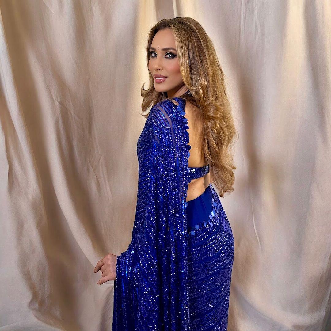 The detailed sequin design gave her outfit a glamorous touch