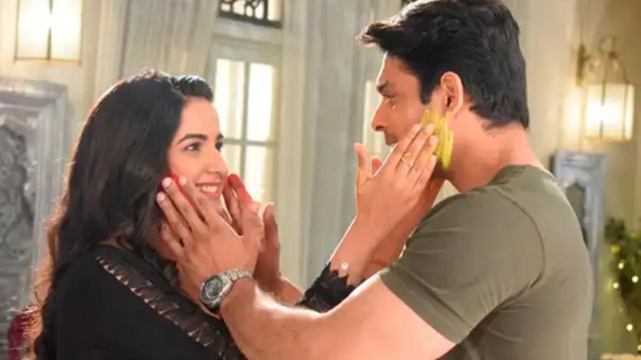 Jasmin Bhasin gets teary-eyed as she talks about close friend Sidharth's demise